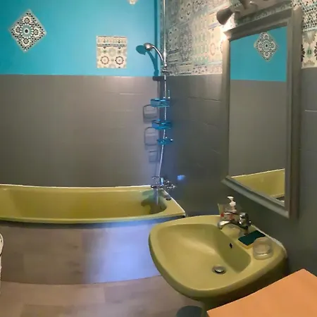 アパート De La Ressourcery *